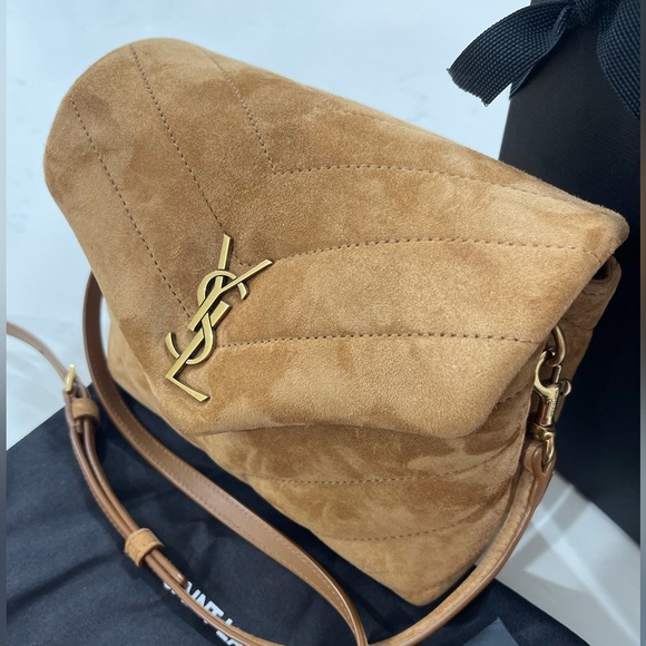 Beautiful YSL Toy Lou Lou in color cinnamon. Beautiful condition. - Picture 7 of 15